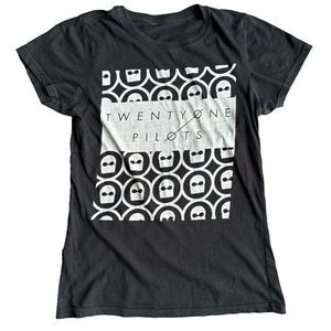 Hot Topic Twenty One Pilots Logo Black Baby Tee